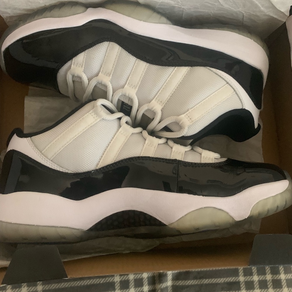 Jordan 11s Low concord/ 2017 Release